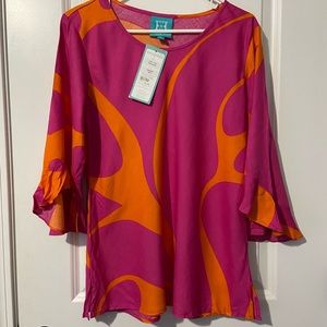 NEW Women's Medium Top